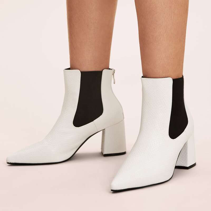 

Point Toe Zip Back Chelsea Boots, Black and white