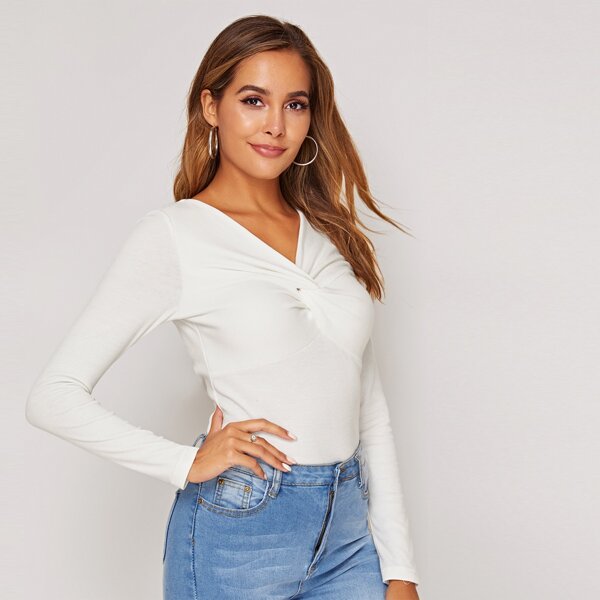 

Twist Front Fitted Tee, White