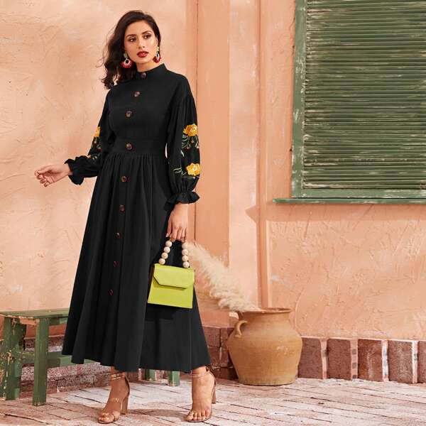 

Mock-Neck Single Breasted Embroidery Sleeve Dress, Black