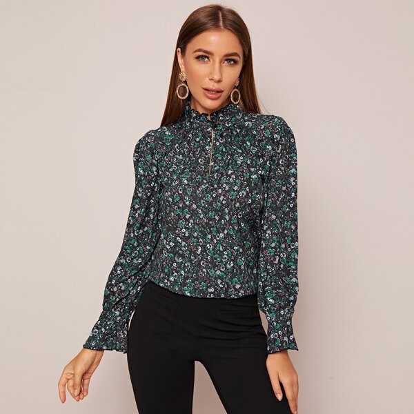 

Ditsy Floral Keyhole Neckline Blouse, Multicolor