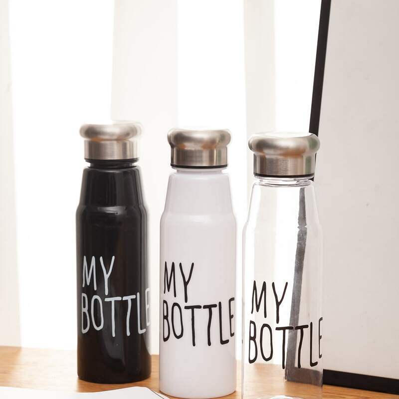 

1pc Letter Graphic Water Bottle, Multicolor
