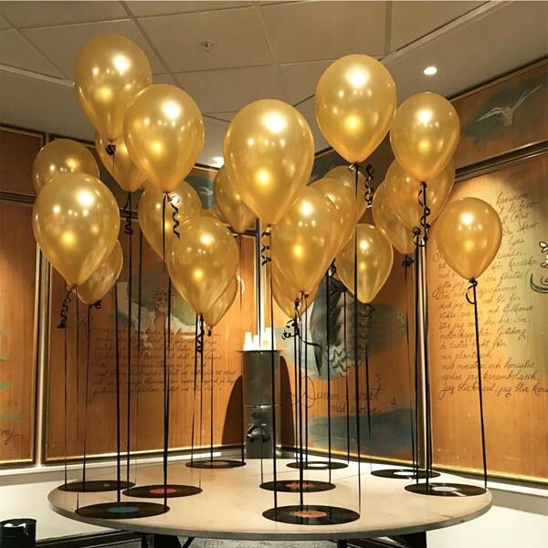 

New Year 10pcs Solid Balloon With 1roll Rope, Gold