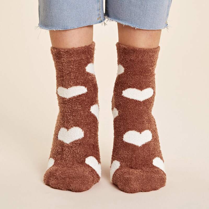 

1pair Heart Pattern Fluffy Socks, Multicolor