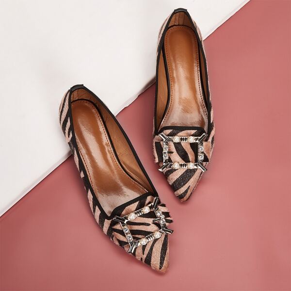 

Zebra Strip Faux Pearl Decor Smoking Shoes, Brown