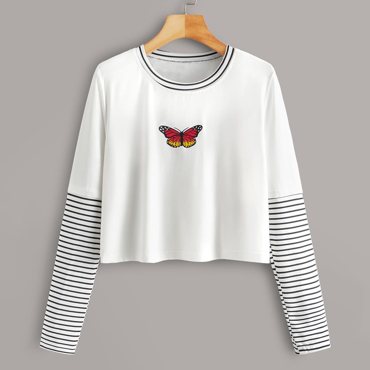 

Butterfly Print Striped Sleeve White Top