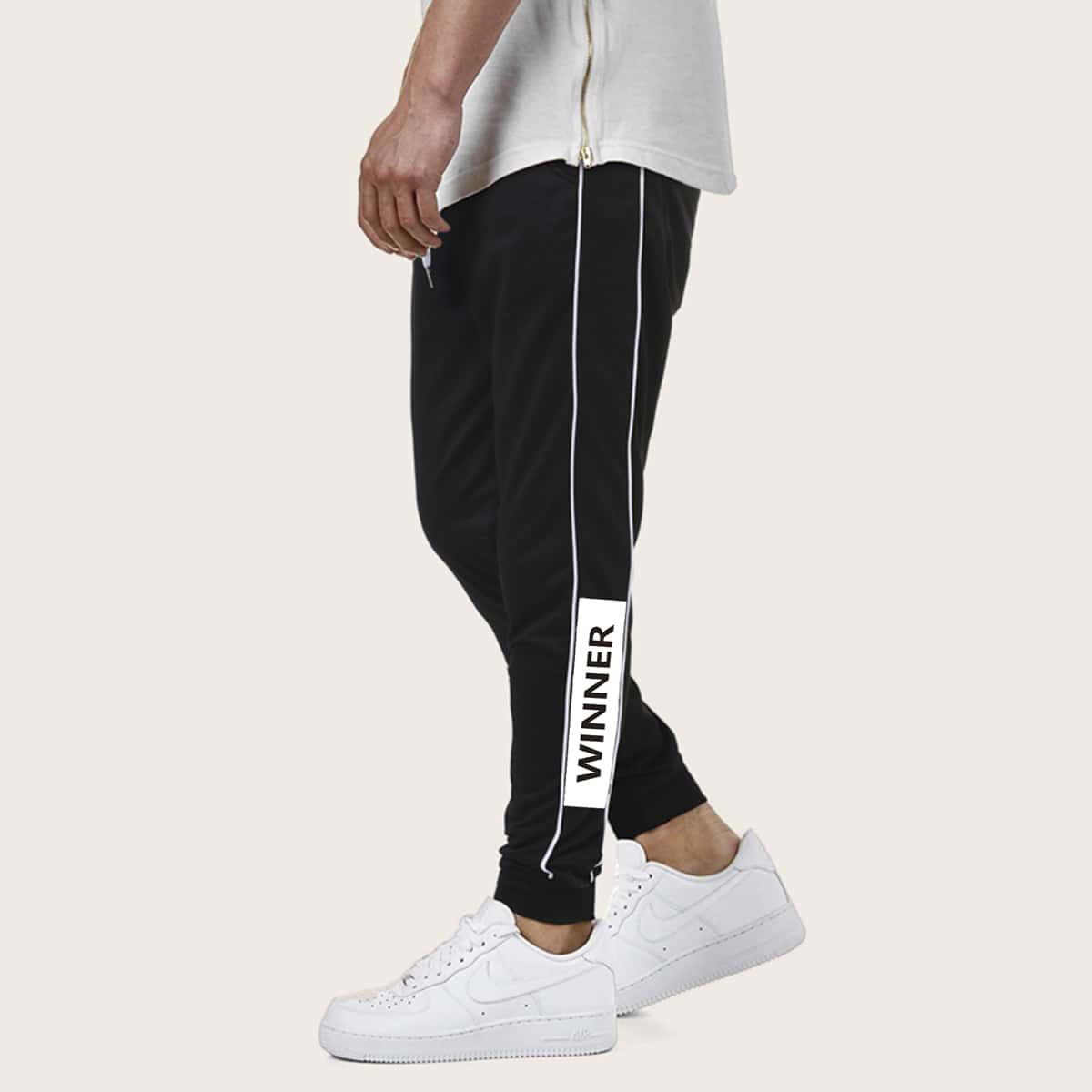 

Guys Side Stripe Letter Graphic Sweatpants, Black