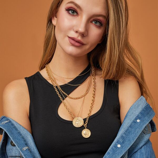 

1pc Figure Disc Charm Chain Necklace, Gold