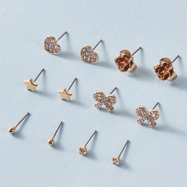 

6pairs Rhinestone Engraved Flower Shaped Stud Earrings, Multicolor