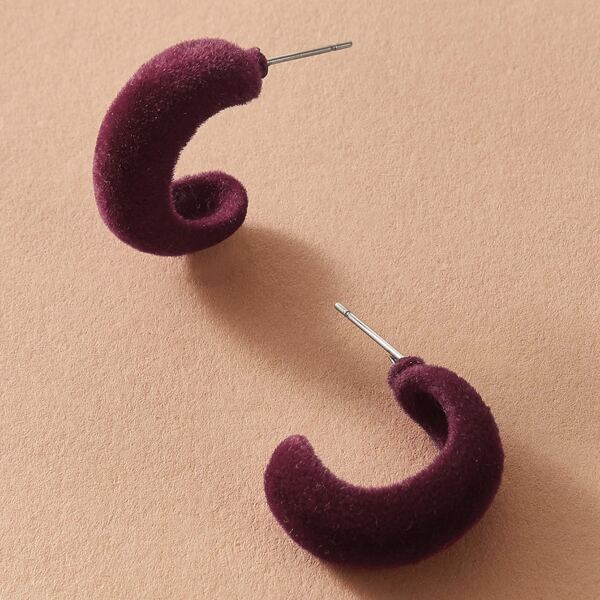 

1pair Fluffy Cuff Hoop Earrings, Purple
