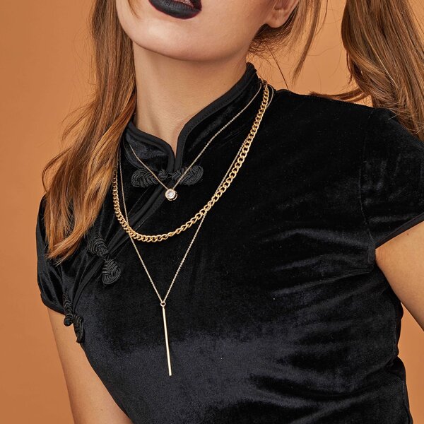 

1pc Bar Charm Layered Chain Necklace, Gold