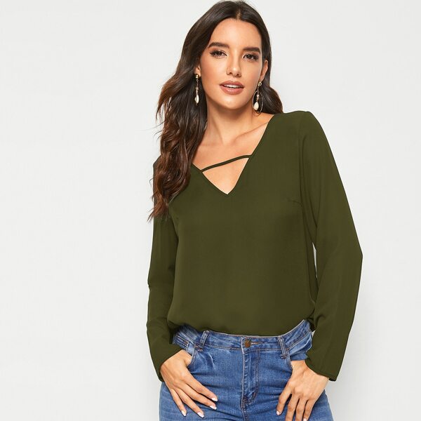 

V-cut Solid Top, Army green