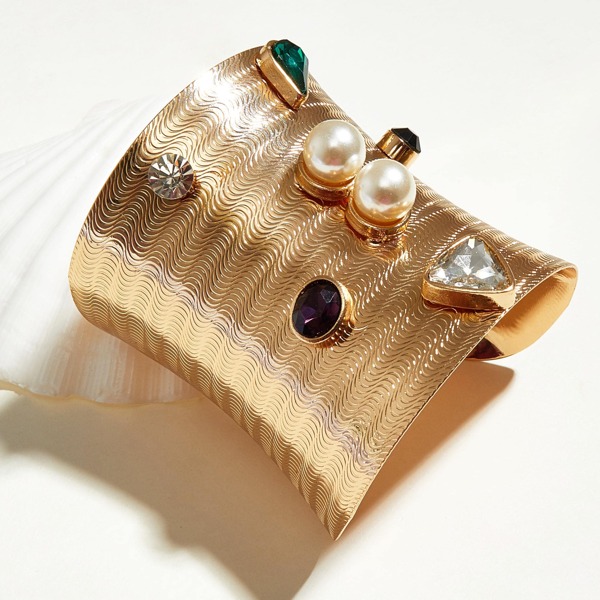 

1pc Gemstone & Faux Pearl Decor Cuff Wide Bracelet, Gold