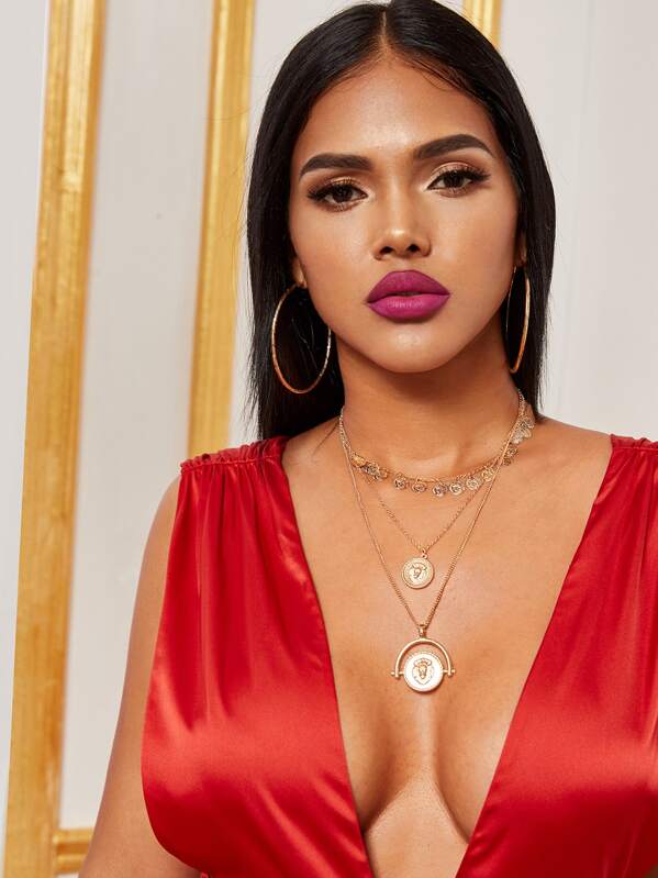 

1pc Coin Pendant Layered Necklace, Gold