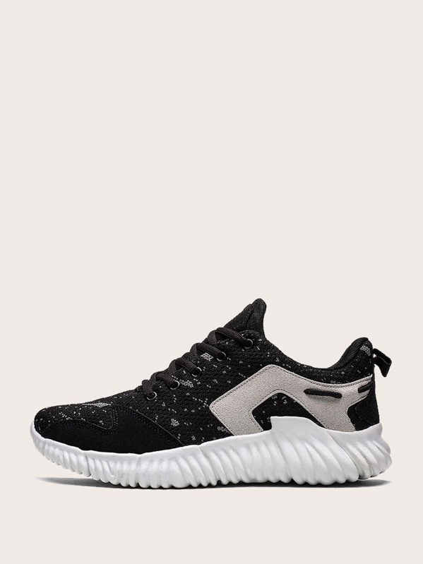 

Men Lace-up Front Wide Fit Sneakers, Black