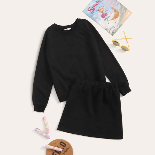 

Girls Solid Raglan Sleeve Pullover & Skirt Set, Black