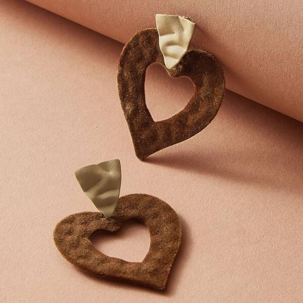

1pair Textured Heart Drop Earrings, Brown