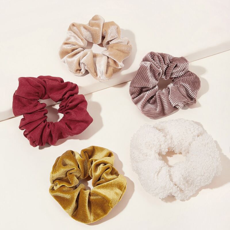 

5pcs Simple Velvet Scrunchies, Multicolor