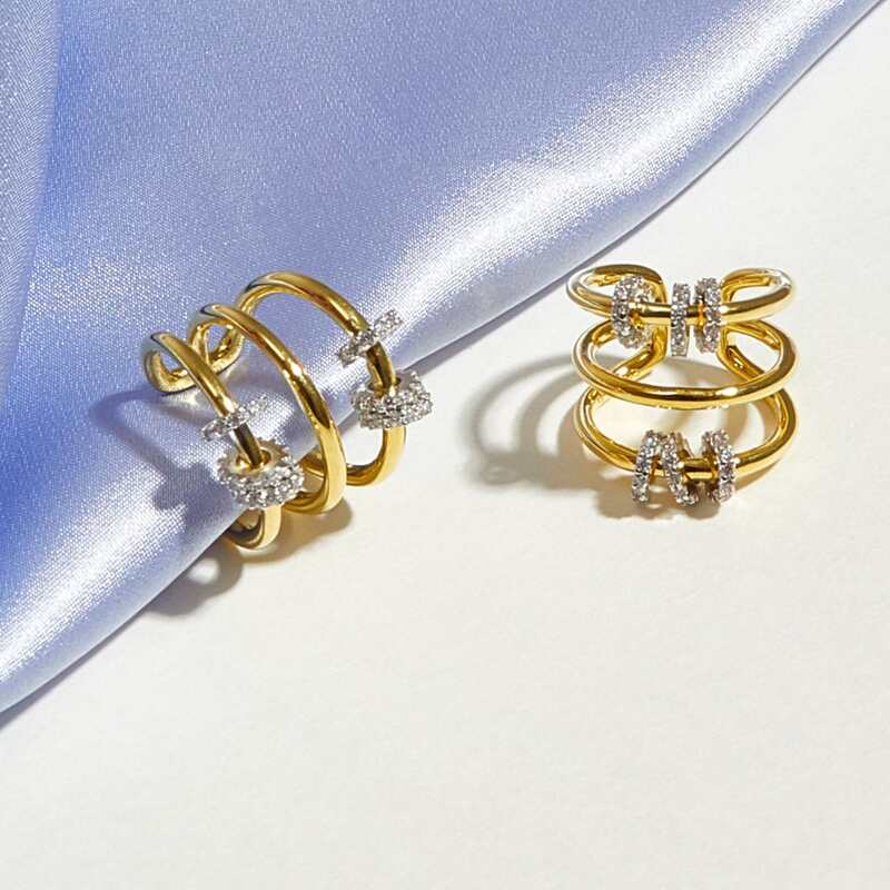 

1pair Rhinestone Engraved Ear Cuff, Gold