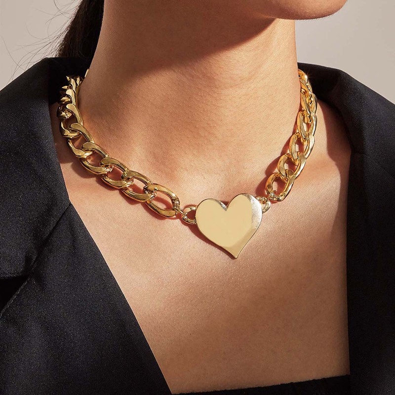 

1pc Heart Charm Chain Necklace, Gold