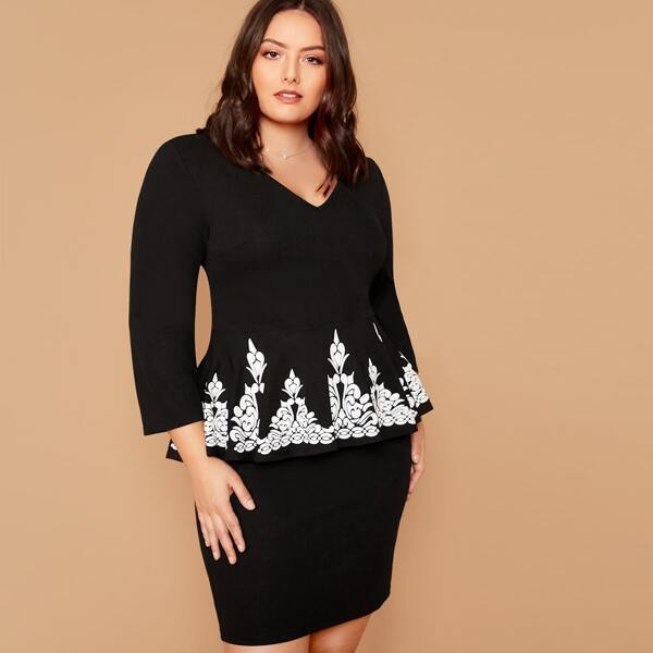 

Plus V-neck Graphic Peplum Top & Skirt Set, Black