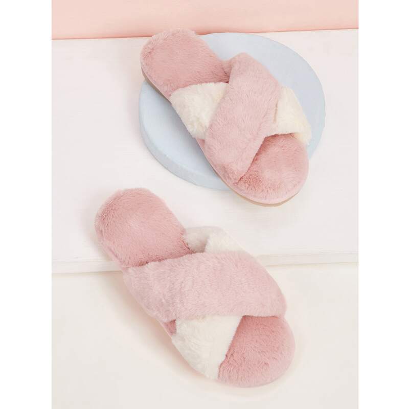 

Two Tone Criss Cross Fluffy Slippers, Pink