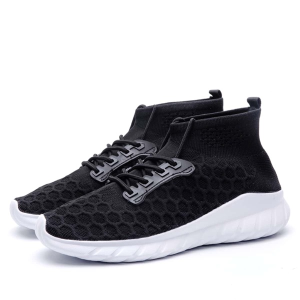 

Men Lace-up Front Wide Fit Sneakers, Black