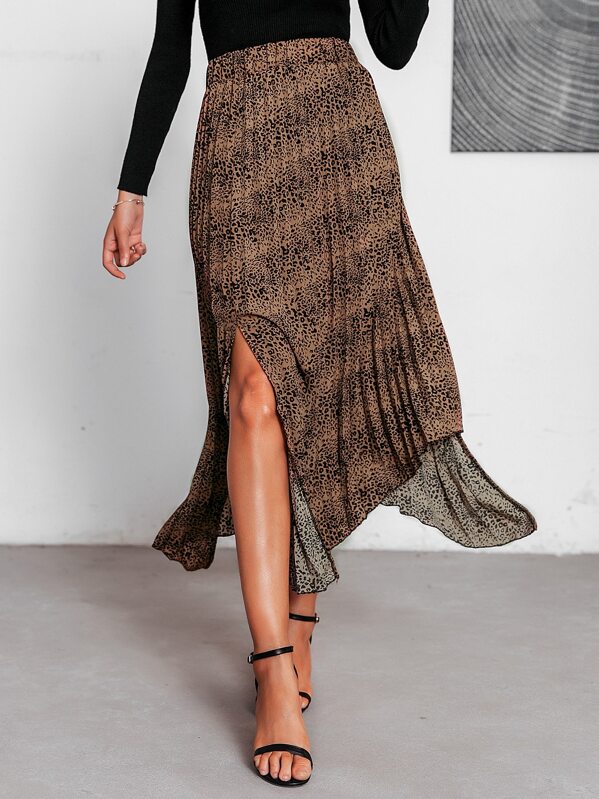 

Simplee Leopard Print Asymmetrical Split Hem Pleated Skirt, Multicolor