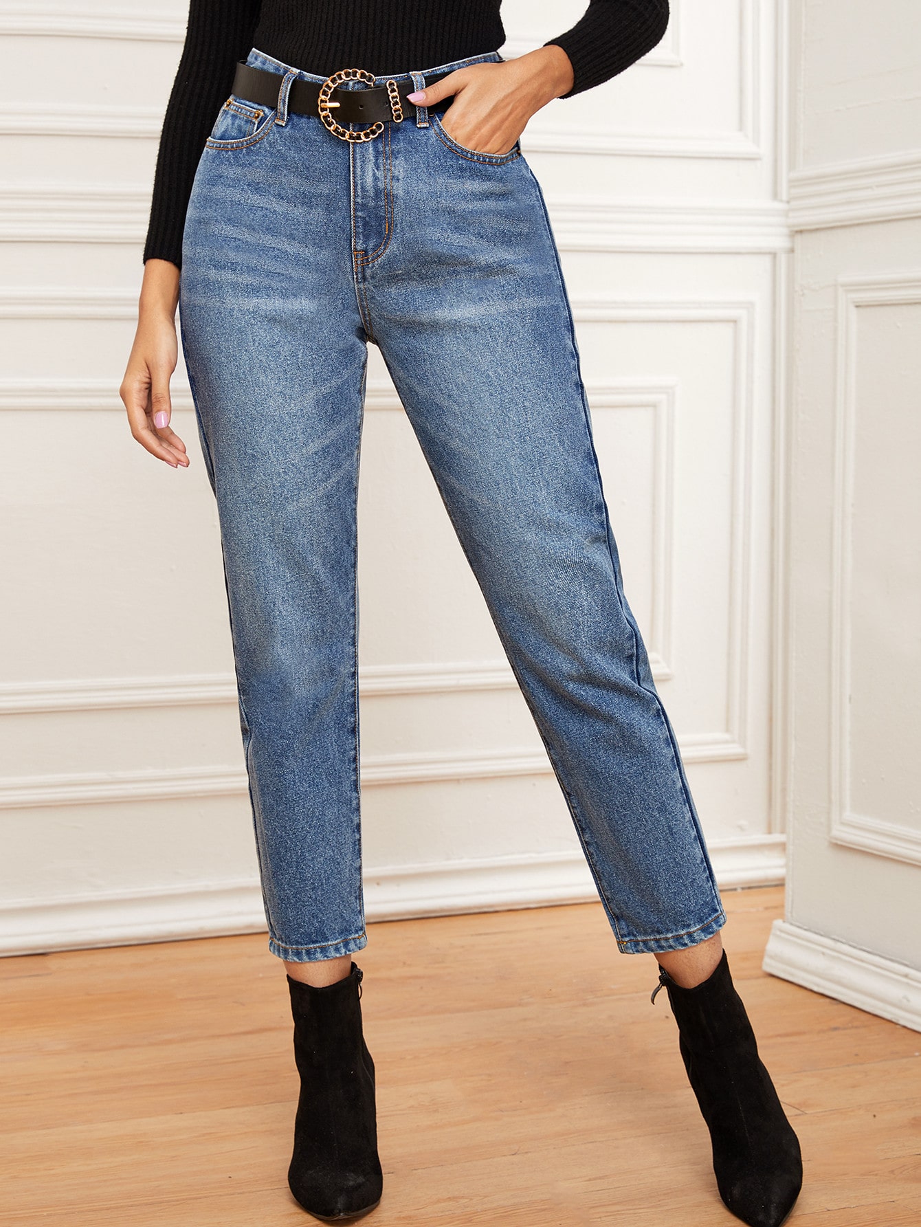 Jean mom Kara Snewb