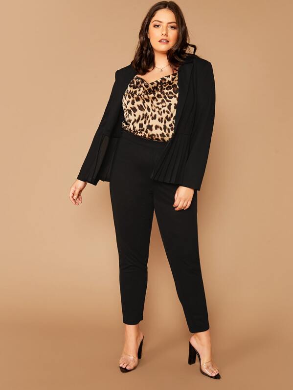 

Plus Single Button Pleated Hem Blazer & Tailored Pants Set, Black, Marcelle Pallais