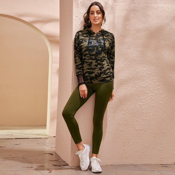 

Fishnet Cuff Letter Graphic Camo Drawstring Hoodie & Solid Leggings Set, Multicolor