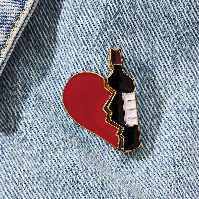 

2pcs Half Heart & Bottle Brooch Set, Multicolor