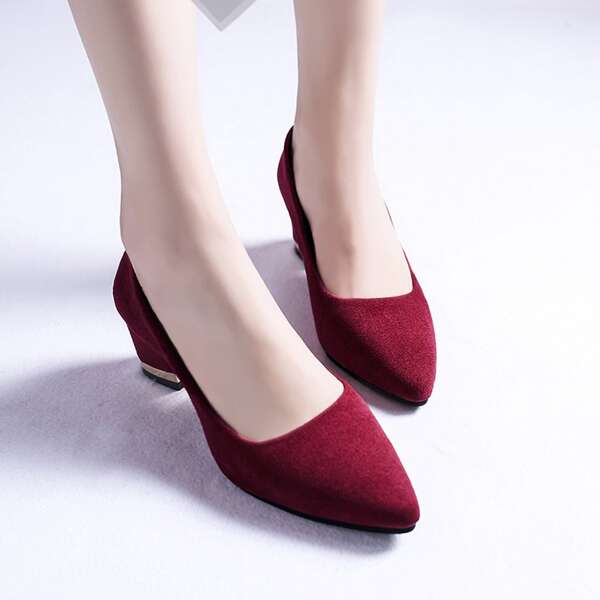 

Point Toe Court Chunky Heels, Red
