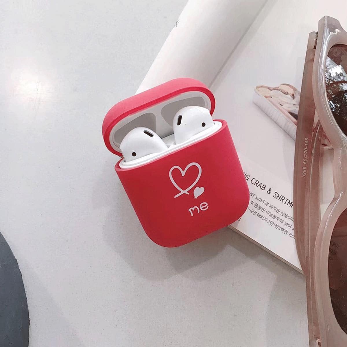 

Heart Print AirPods Case