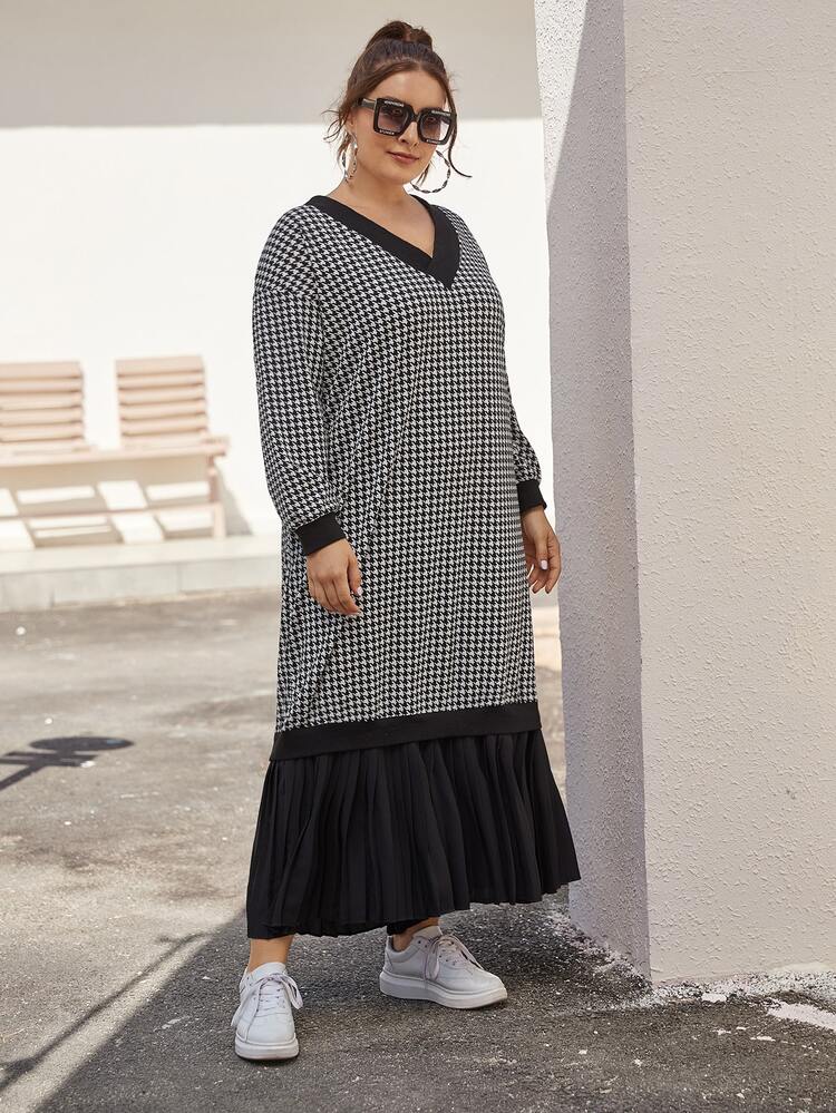 Plus Double V-neck Pleated Hem Houndstooth Dress