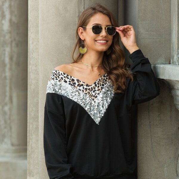 

Contrast Leopard Sequin Panel Sweatshirt, Black