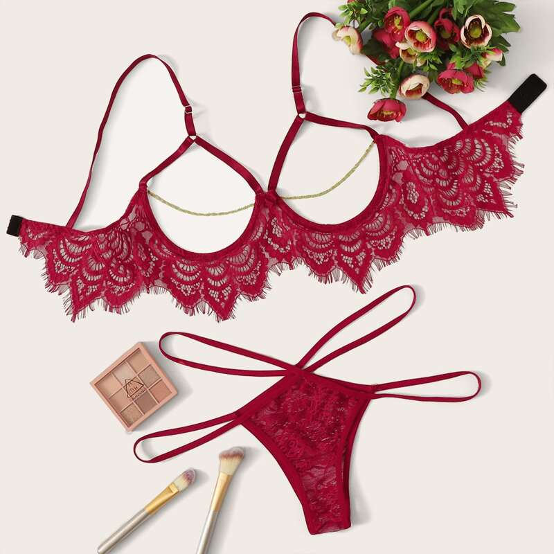 

Floral Lace Underwire Lingerie Set, Red