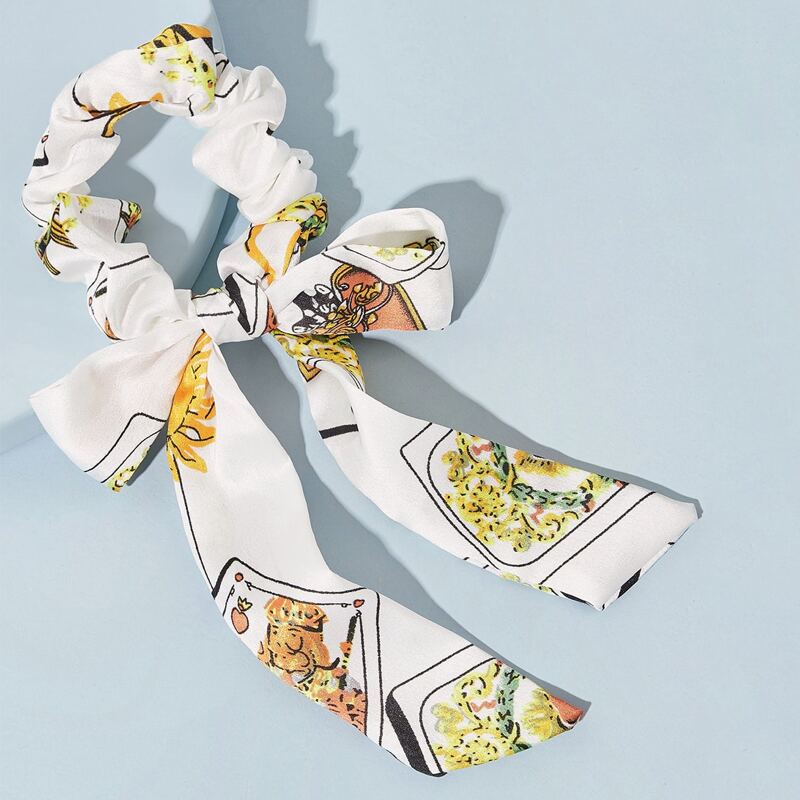 

Ditsy Floral Pattern Scrunchie Scarf, Multicolor