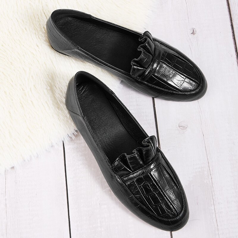 

Ruffle Decor Croc Embossed Flats, Black