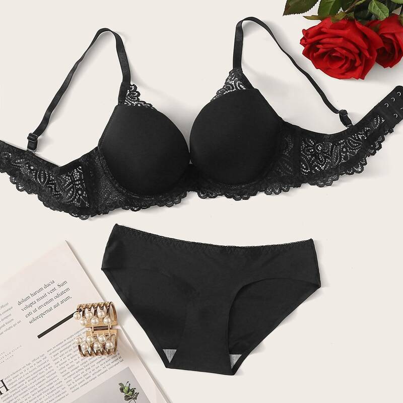 

Contrast Lace Underwire Lingerie Set, Black