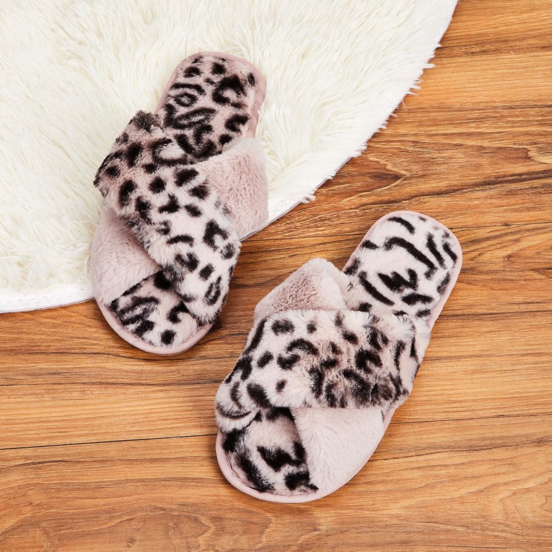 

Leopard Pattern Fluffy Slippers, Multicolor