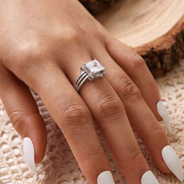 

1pc Rhinestone Engraved Ring, Silver