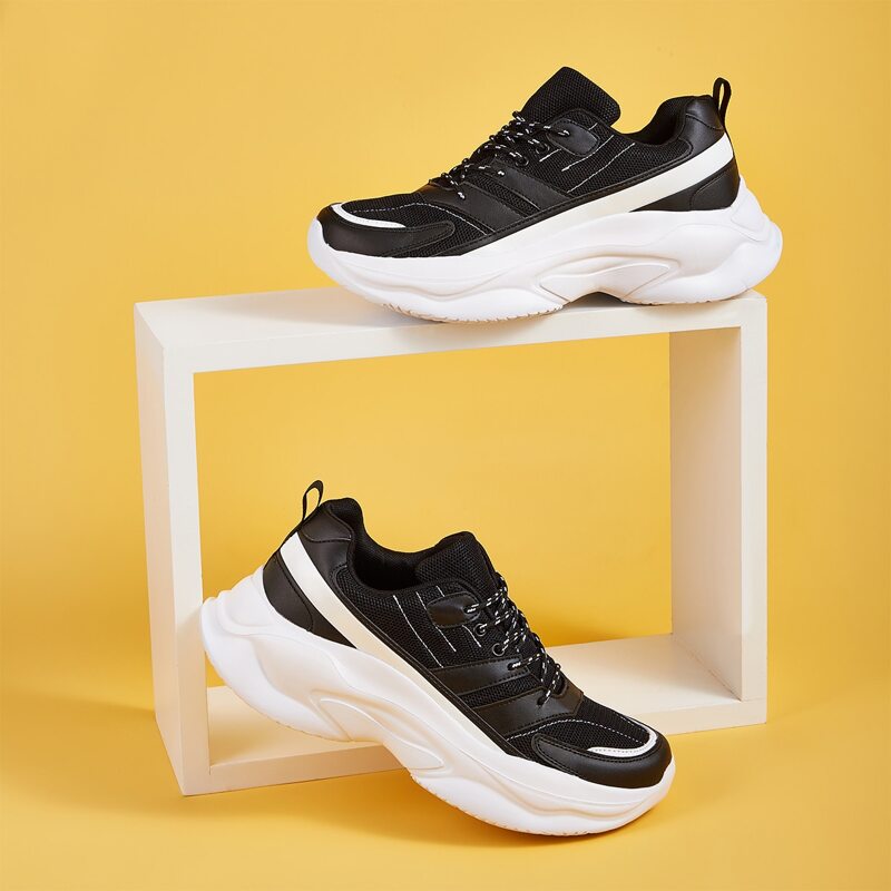 

Guys Lace-up Front Chunky Sneakers, Black