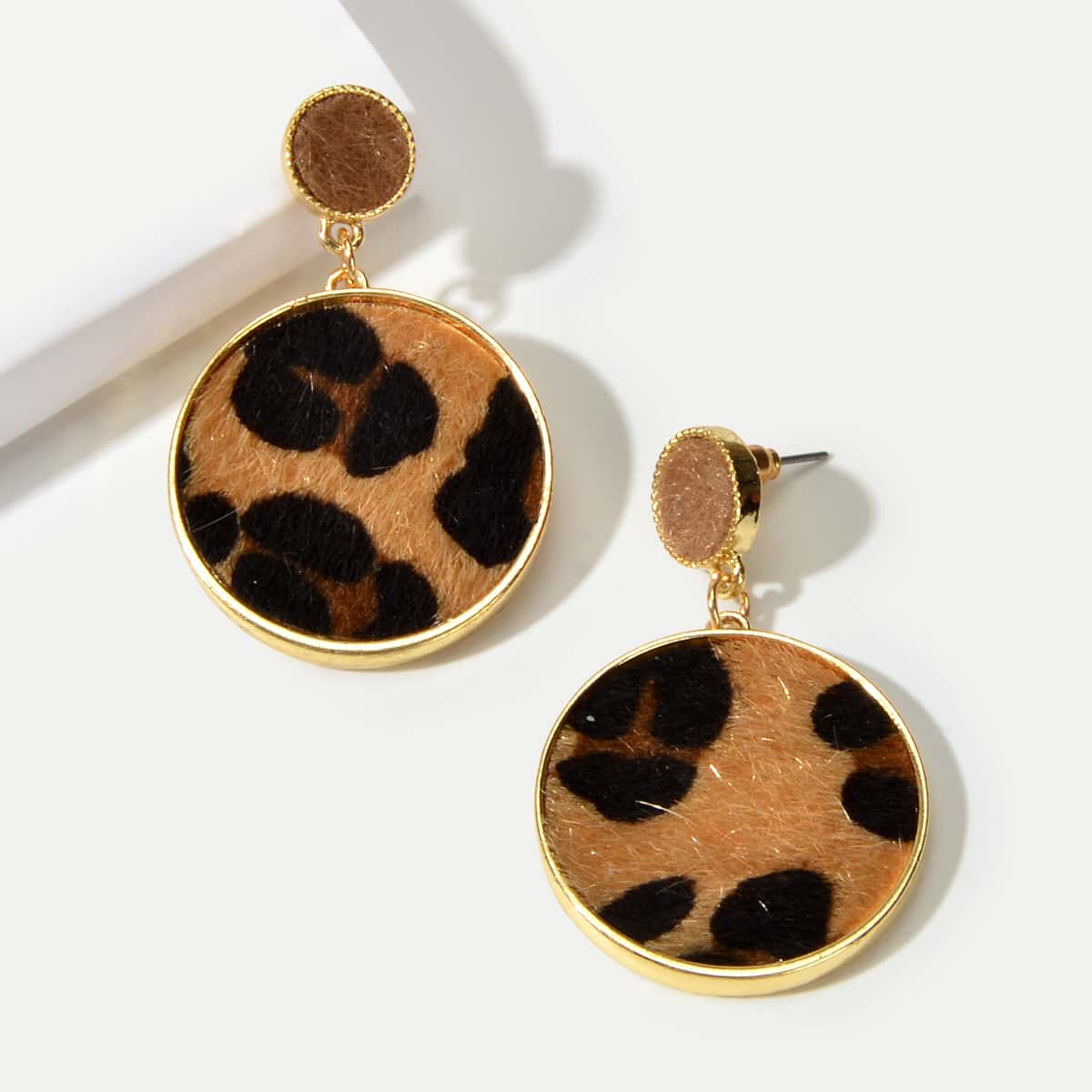 

1pair Leopard Round Velvet Earrings, Gold