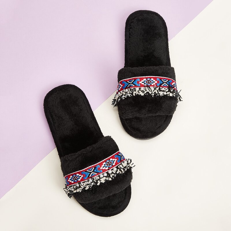 

Faux Pearl & Embroidered Detail Fluffy Slippers, Black