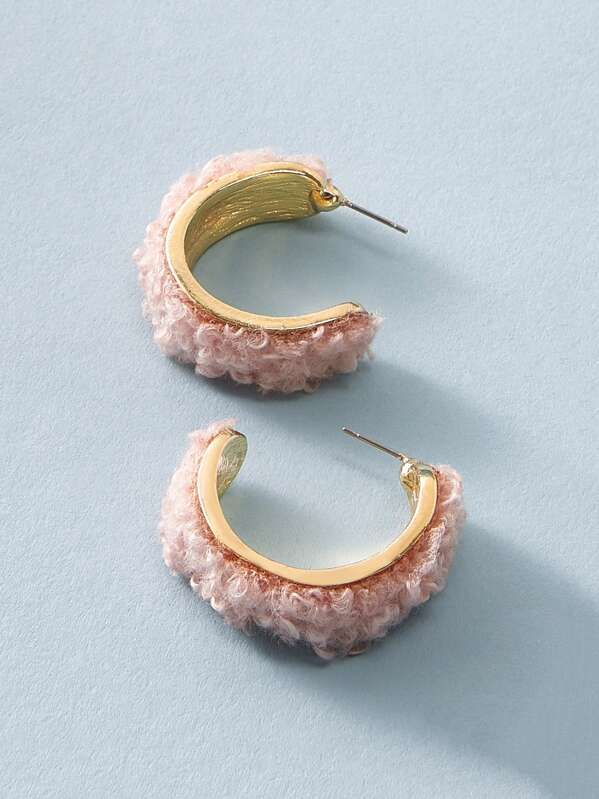 

1pair Fluffy Cuff Hoop Earrings, Pink