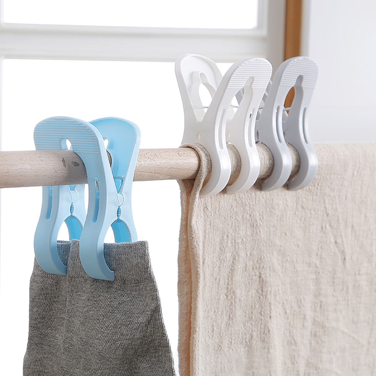 

1pc Random Color Large Clothespin