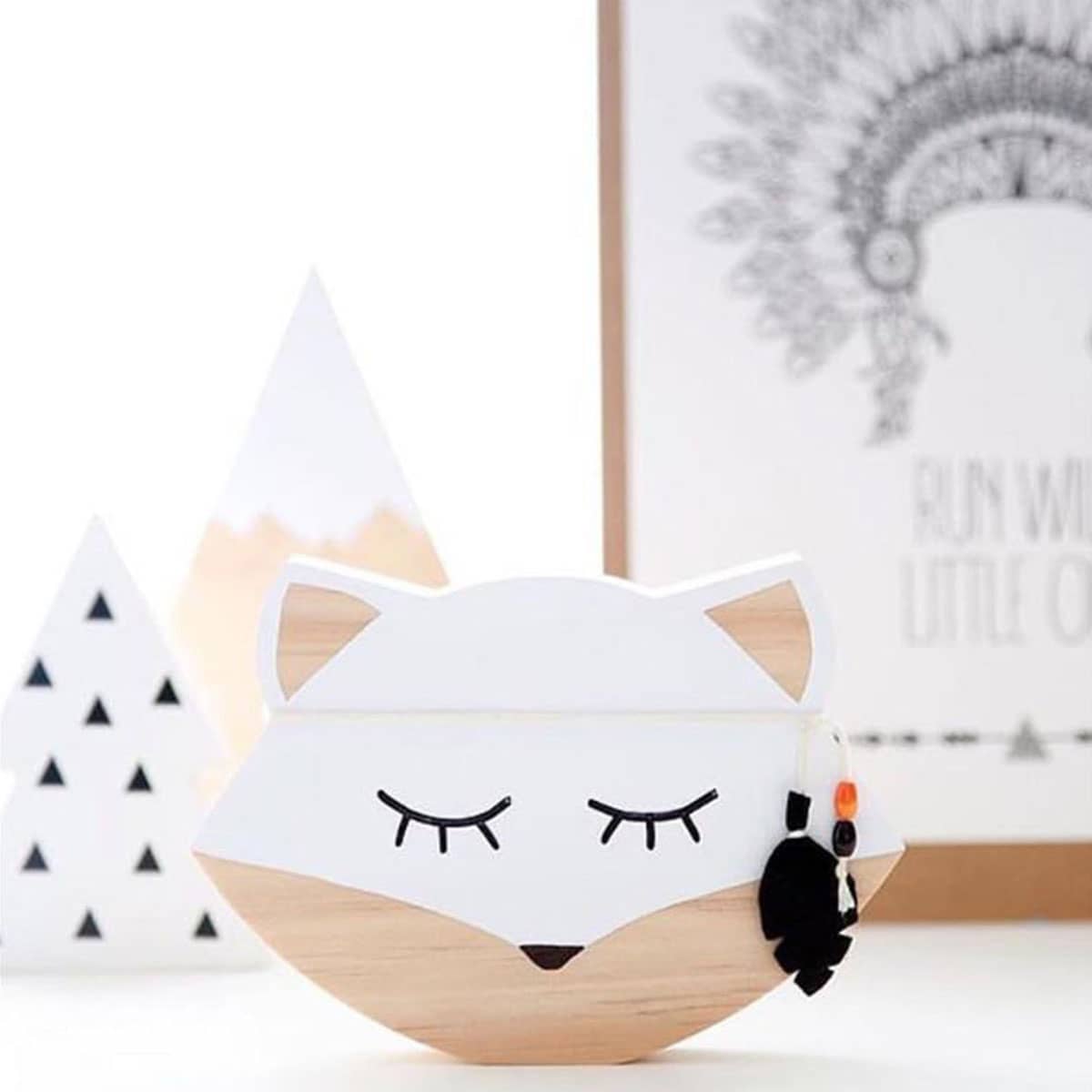 

1pc Fox Design Wooden Decoration