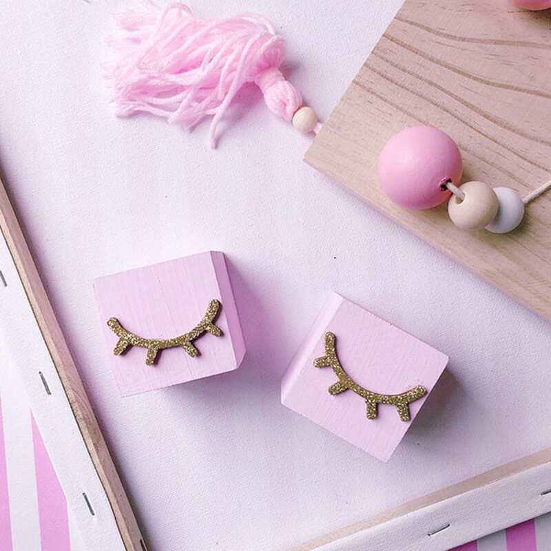 

1pc Eyelash Pattern Wooden Decoration