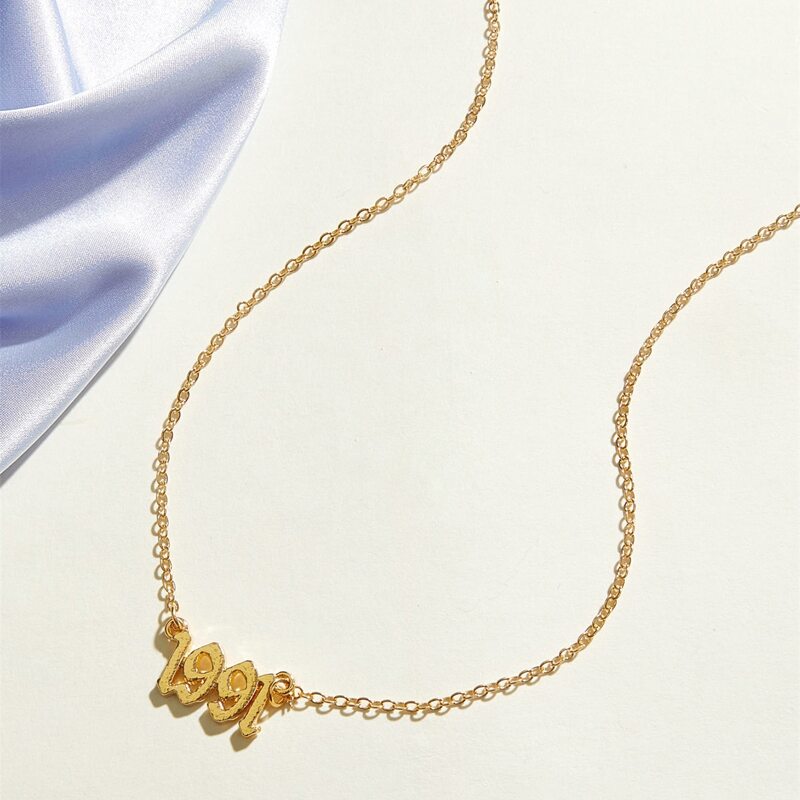

1pc Year Charm Necklace, Gold