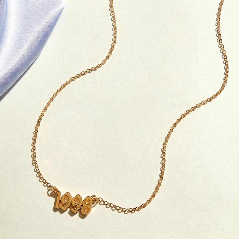 

1pc Year Charm Necklace, Gold